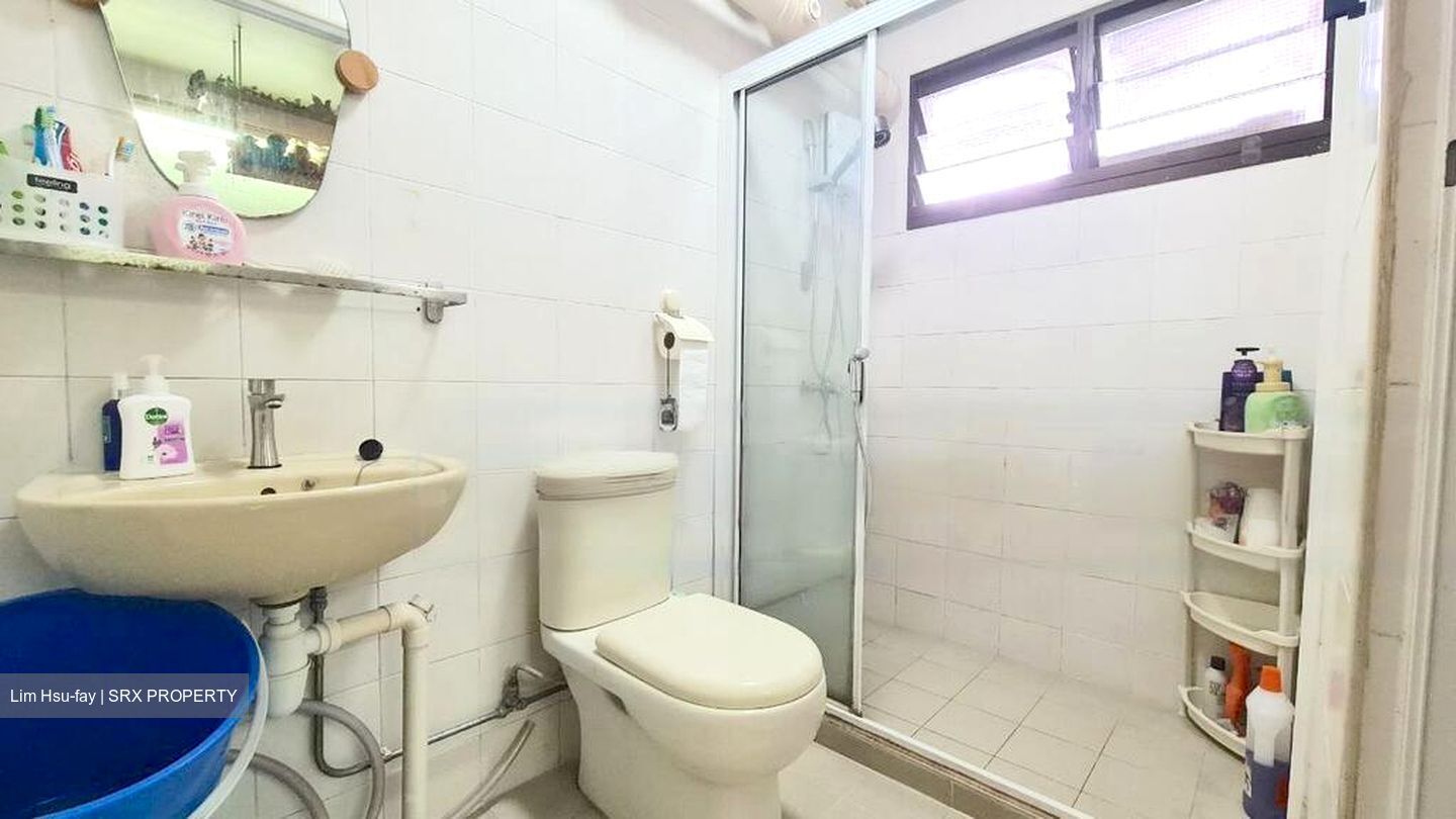 Blk 919 Hougang Avenue 4 (Hougang), HDB 5 Rooms #463218051